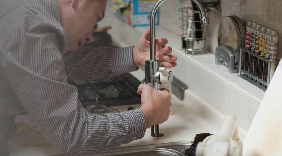 Professional Tankless Water Heater Installation in Holyrood, KS